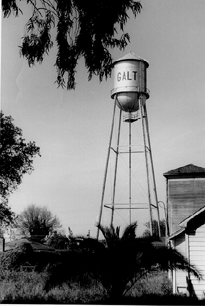 Water tower in Galt, CA along Hwy 99. 